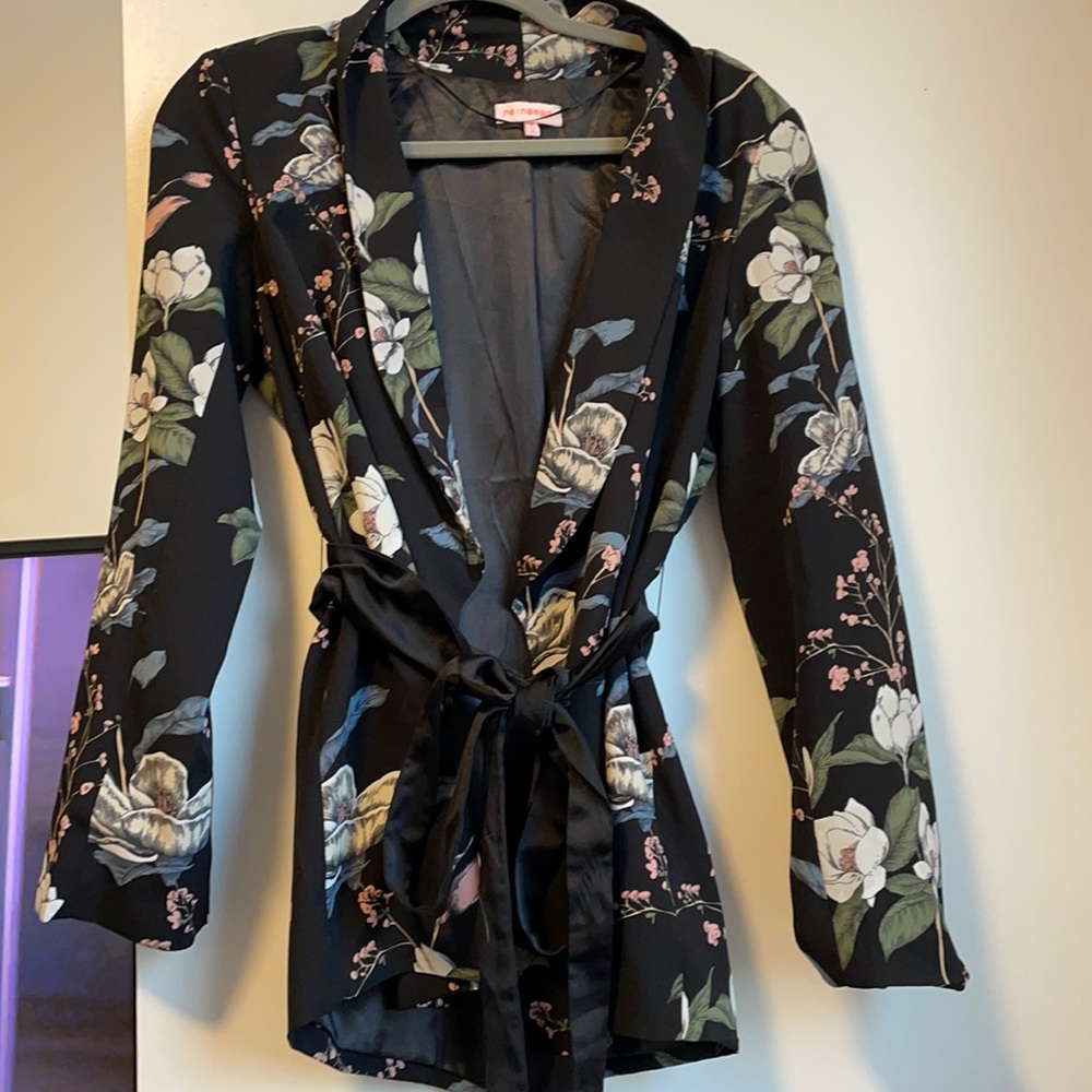Tie waist floral blazer